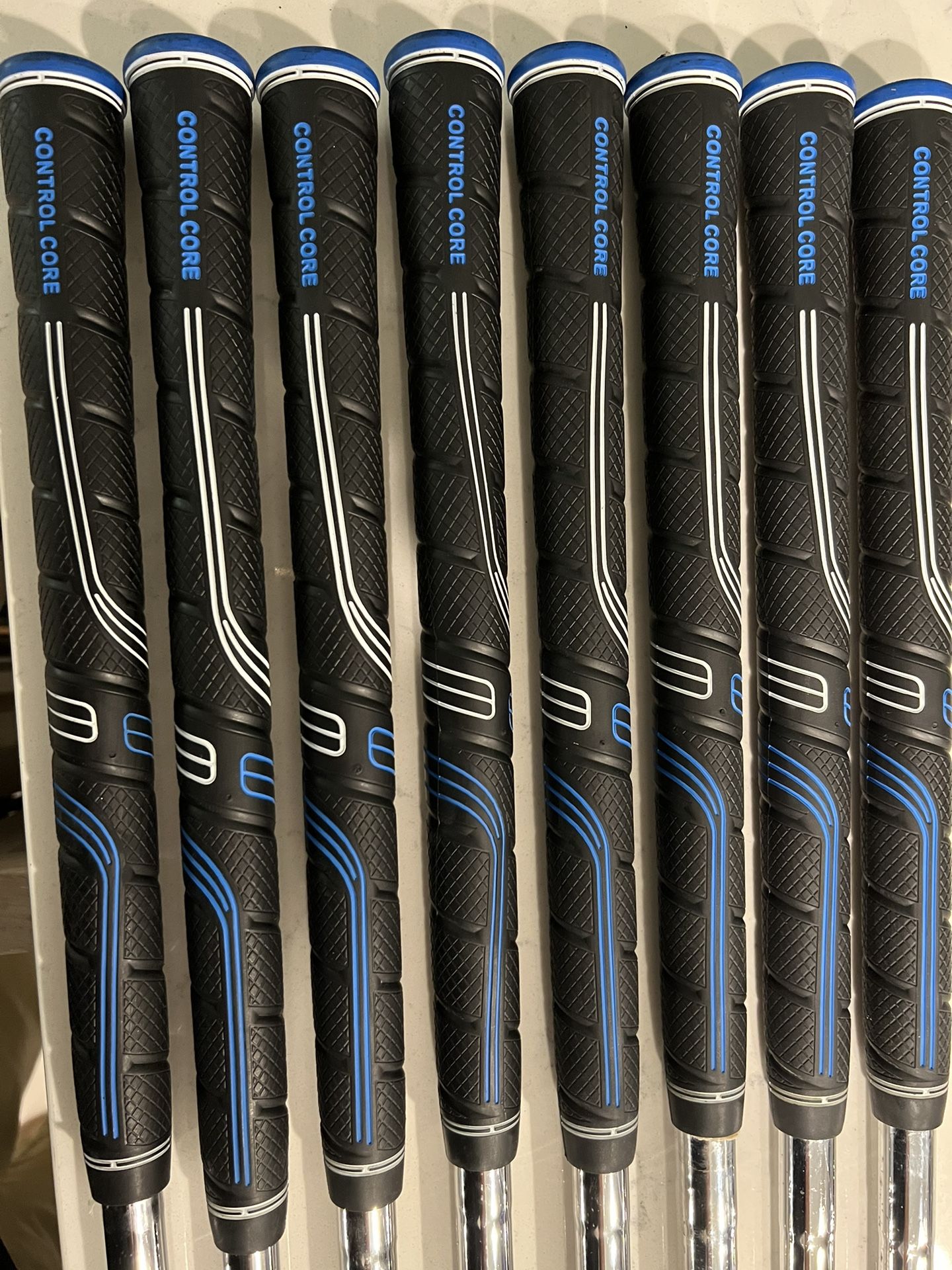 TaylorMade R11 Irons 4AW for Sale in Whittier, CA OfferUp