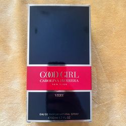 Carolina Herrera Good Girl Very(read Description)