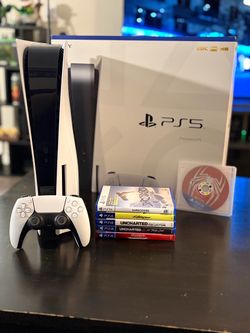 PS5 Disc model plus games