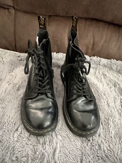 Girls Doc Marten Boots