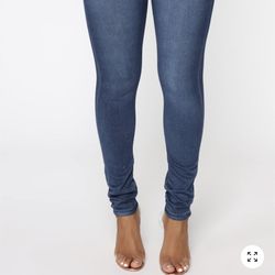 fashion nova jeans size 3