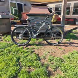 Fuji Adventure Hi Mountain Bike