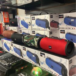BLUETOOTH SPEAKERS 