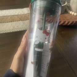 Hello Kitty Starbucks Cup