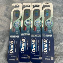 Oral B Tooth Brush