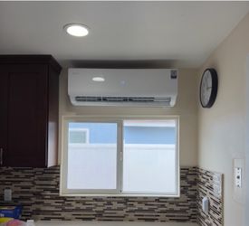 Della 12000 BTU Mini split ductless AC with Installation