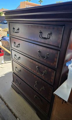 Dresser-Tall boy
