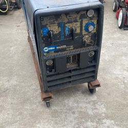 Miller Bobcat -250 