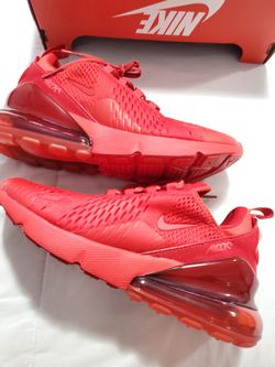 Nike Air Max 270 - Size Kids 7y or Women's 8.5