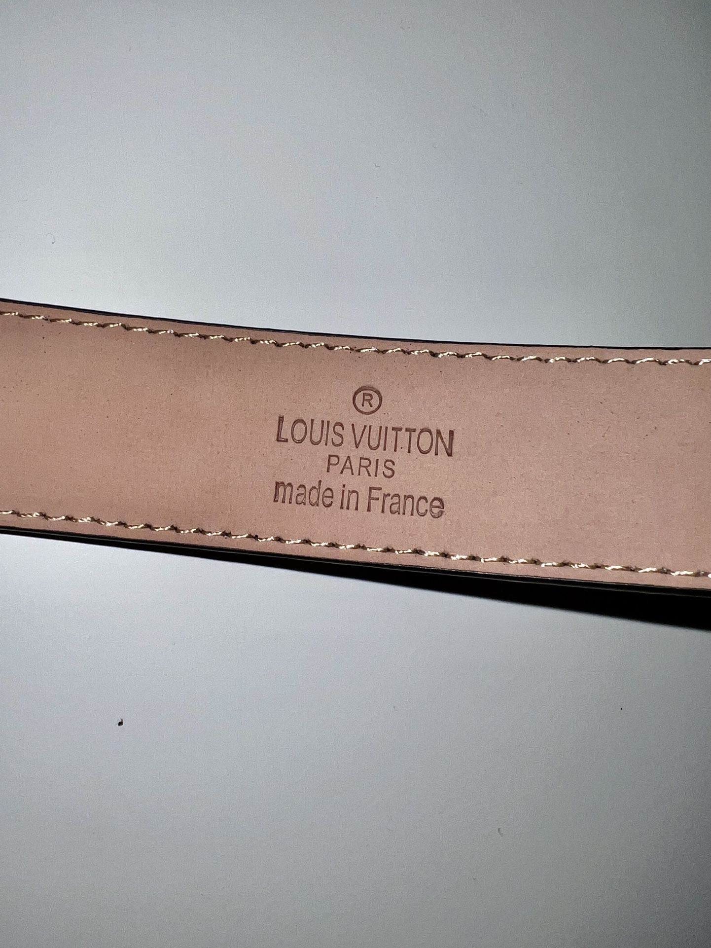 Louis Vuitton LV Shape Belt for Sale in Parma, OH - OfferUp