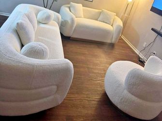 Living Room Set/ New / Offer