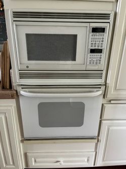 GE Built In Oven Microwave Combo (Read Description)