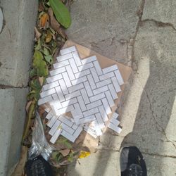 Ceramic tiles