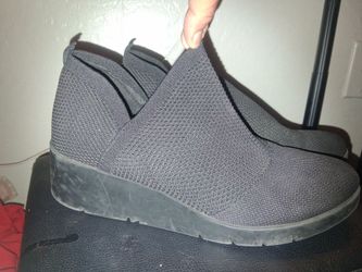 Anne Klein Quinta Black Knit Wedge Booties - Size 8M