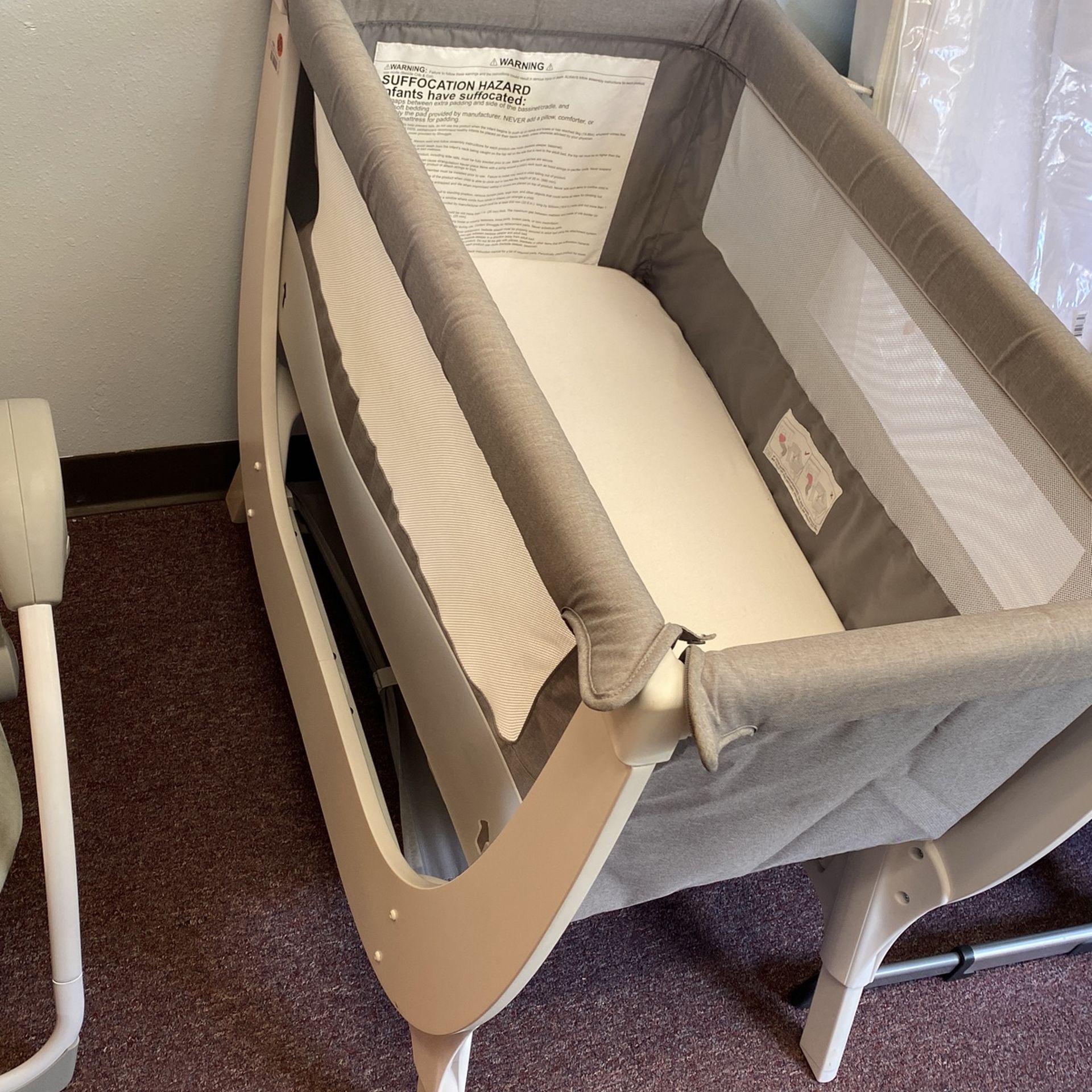 Beaba White And Grey Snuggle Convertible 