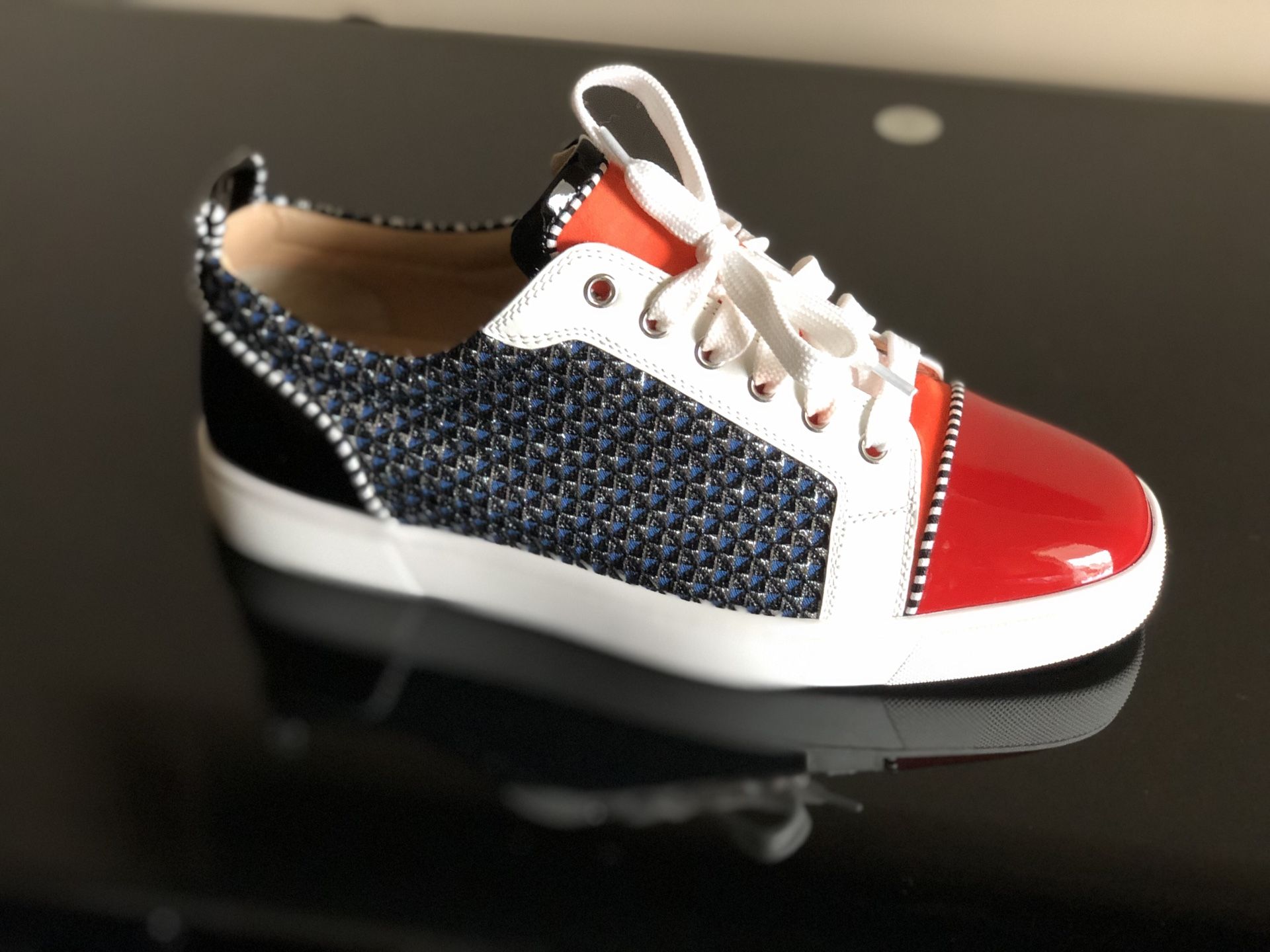 Christian Louboutin Sneaker