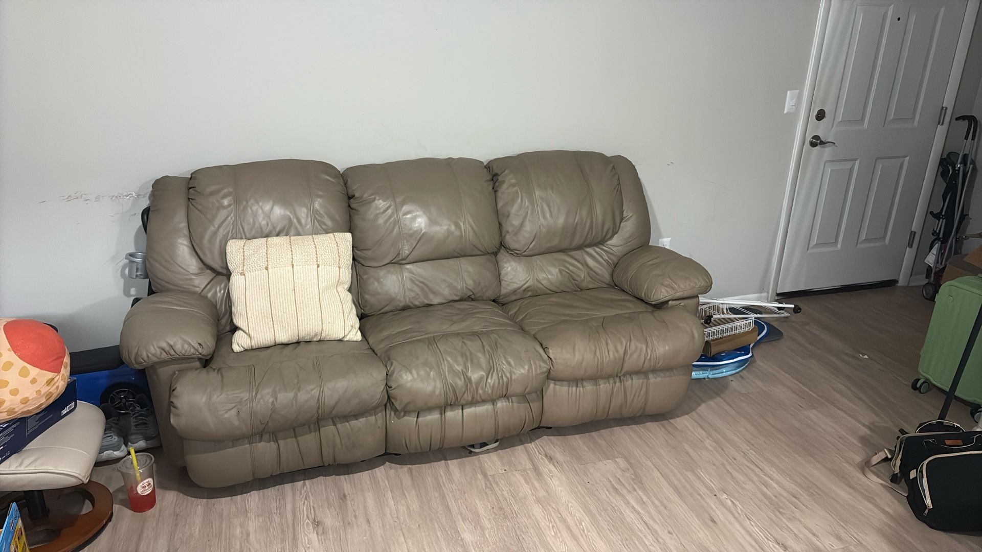 Beige Reclining Couch 