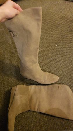 Wedge boots