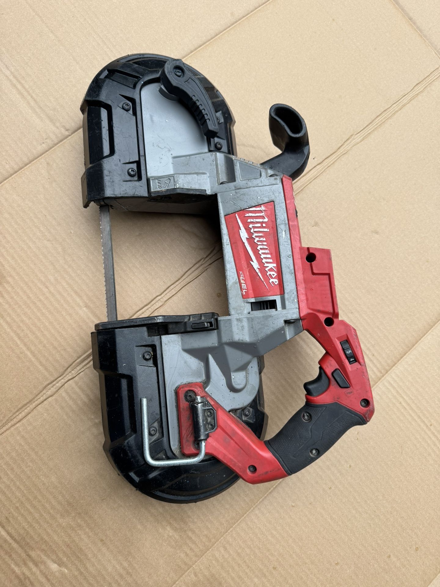 Milwaukee Bandsaw M18 FUEL