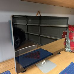 28” Apple Monitor 