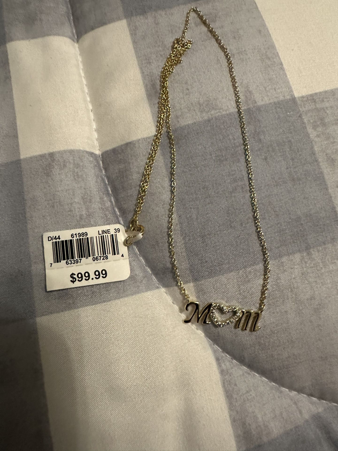 Call Mom necklace
