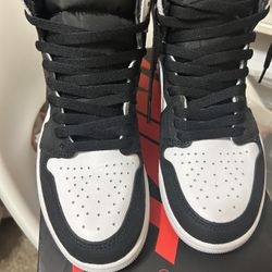 Air Jordan 1 Retro High OG ‘stage haze’ GS 