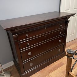Lane Large Dresser 