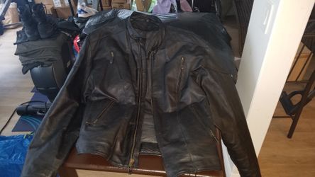 Harley-Davidson lightly used boots size 12 half chaps and extra large gauntlets with leather jacket size 54