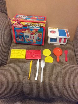 MAKE-A-MEAL CHEF'S OVEN FOR PLAY-DOH