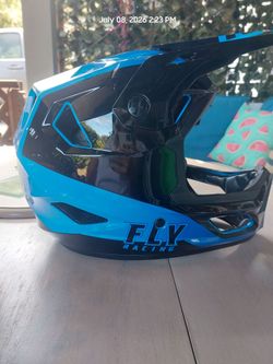 Full face racing helmet-fly racing