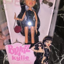New Kylie Jenner Brat Doll