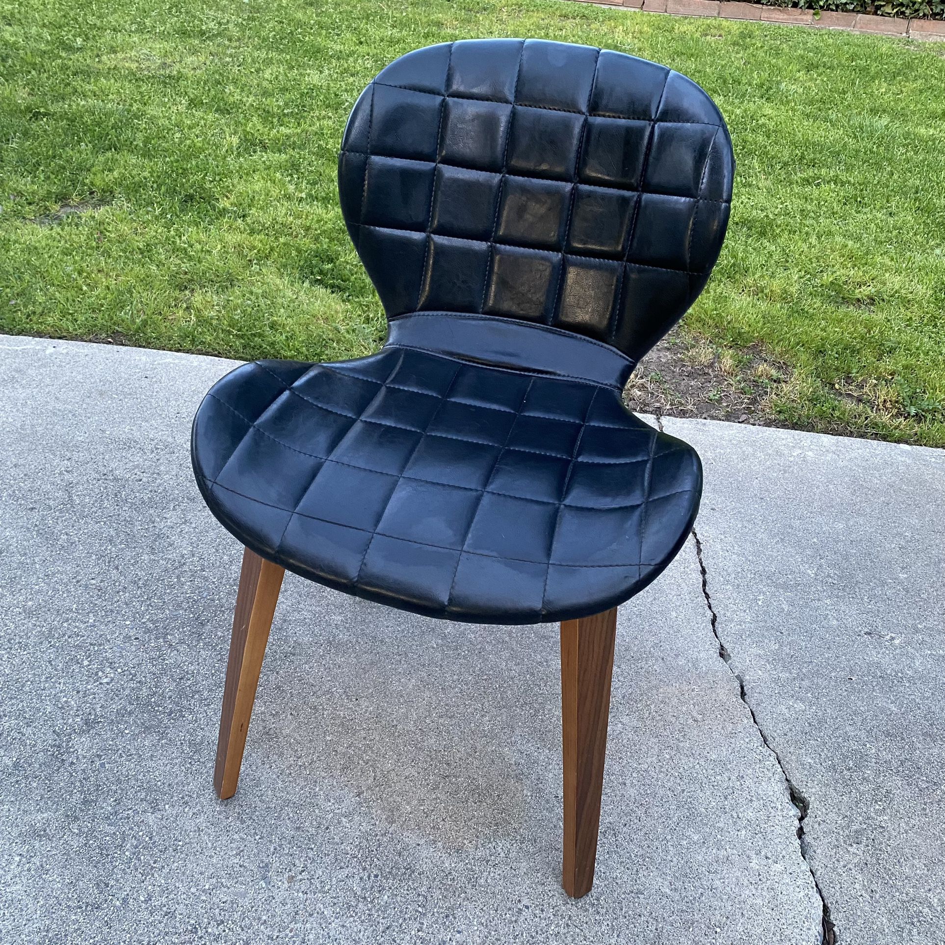 Swanky Retro MCM Style Chair 