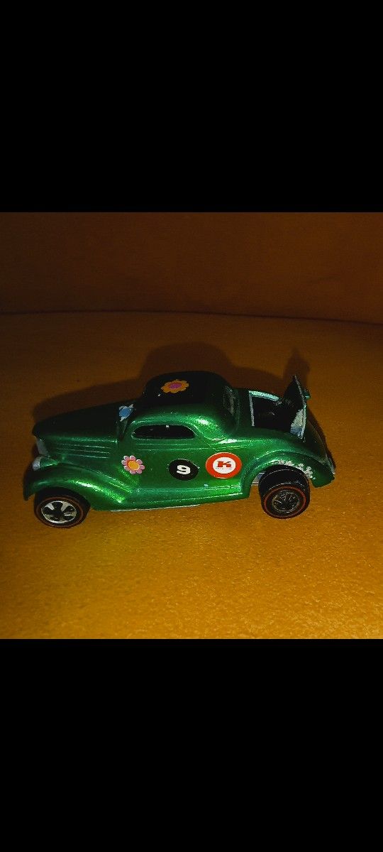 Hot Wheels 1968 Redline Classic 38 Ford Coupe--1938 Ford Coupe rolls smooth. See our other great vintage Hot Wheels art jewelry Sports furniture fishi