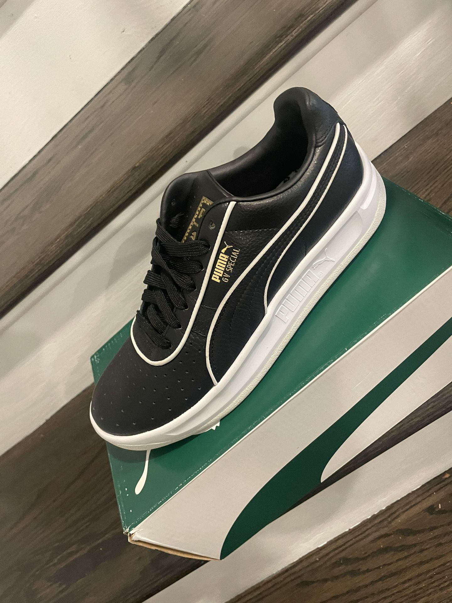 Brand New PUMA Size 7.5 $75