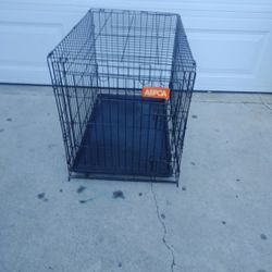 Black Folding Crate For Original Box Barely Used Large Dogs Indoor Alto24 / Ancho20  Largo31