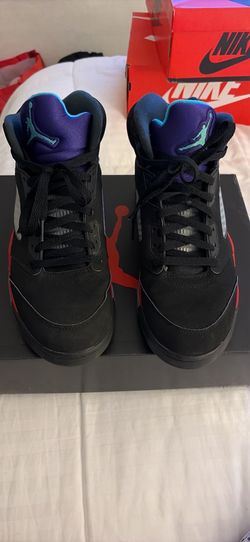 Air Jordan retro 5 Men size 10.5