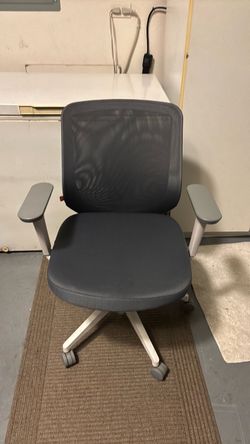 Gray Mesh Office Chair with White Base