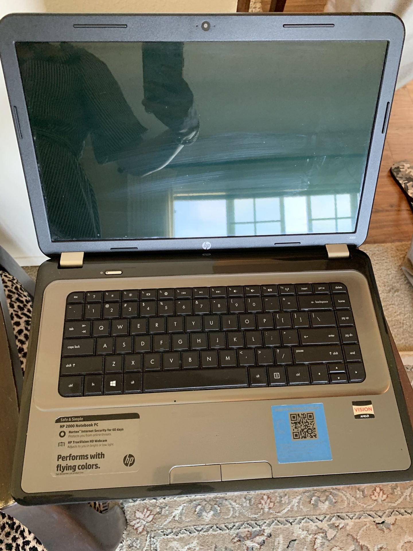 HP 2000 Notebook PC Laptop