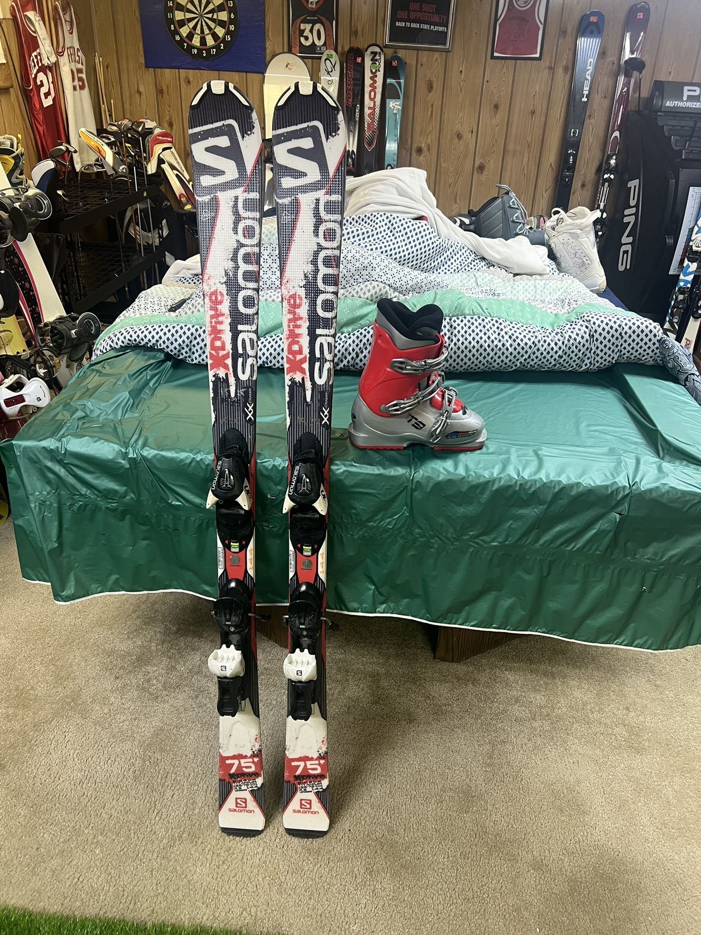 Salomon Ski Package With Boots And Bindings 