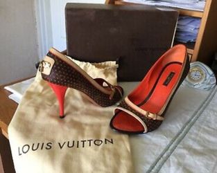 LOUIS VUITTON PUMPS OPEN-TOE SHOES HEELS 38-US 8 MONOGRAMMED LEATHER