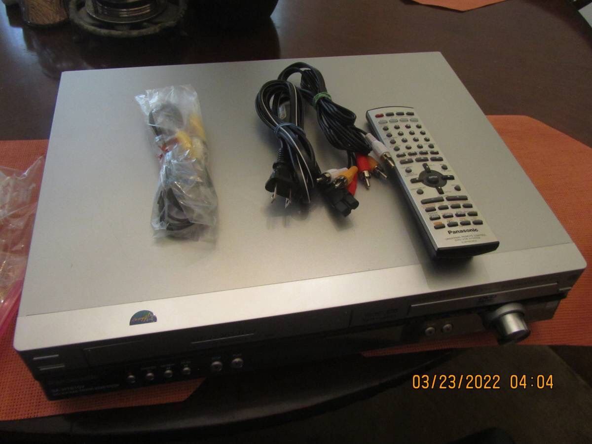 Panasonic DMR-E75V VHS/DVD Recorder Copy Your VHS Tapes to DVD