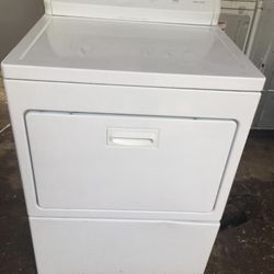 Gas Dryer Brand Kenmore Heavy Duty Everythin Works 3 Months Of Guarantee