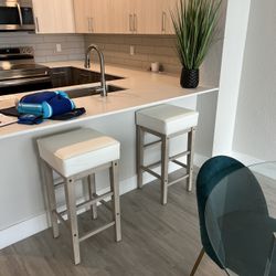 Leather Upholstered Kitchen Bar Stools