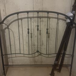 Metal Head Board And Bed Frame