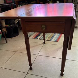 Wood Dining Table with extendable sides