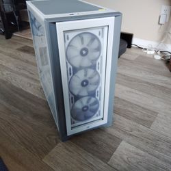 Corsair Computer Tower. 4000x 