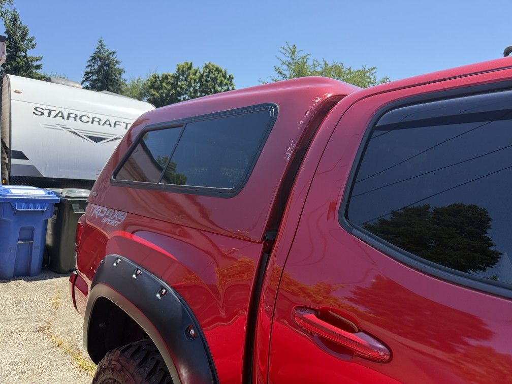 Toyota Tacoma Canopy Cover