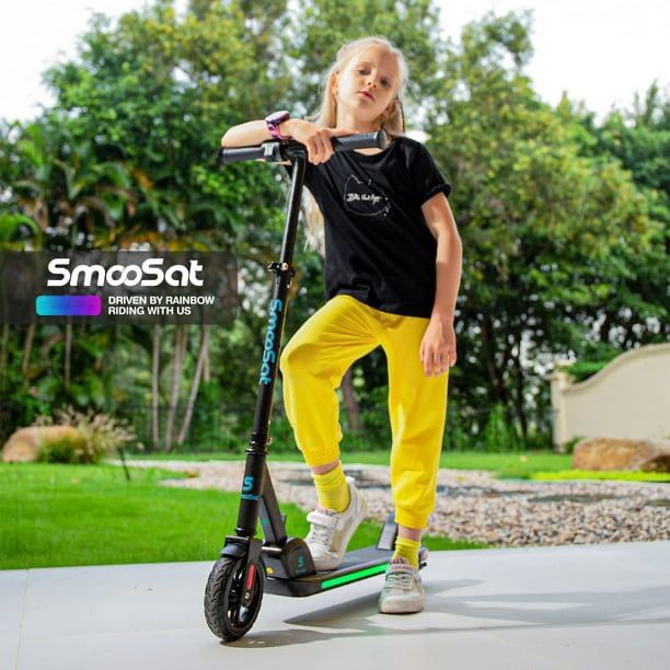 Foldable Electric Scooter for Kids, 3 Speeds and Adjustable Handlebar with Throttle