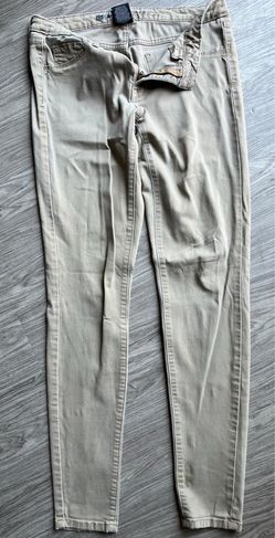 Women’s mid rise jeans