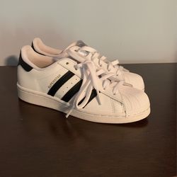Adidas Superstar Boys 4.5y